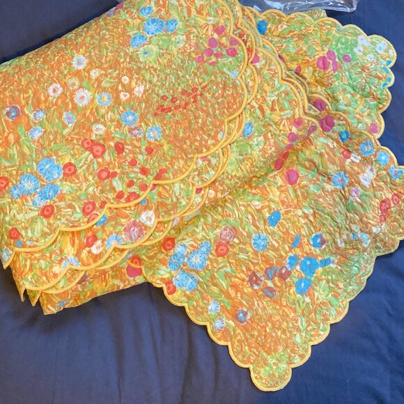 Cuddledown Bedding Cuddledown Full Queen Coverlet 2 Boudoir Shams